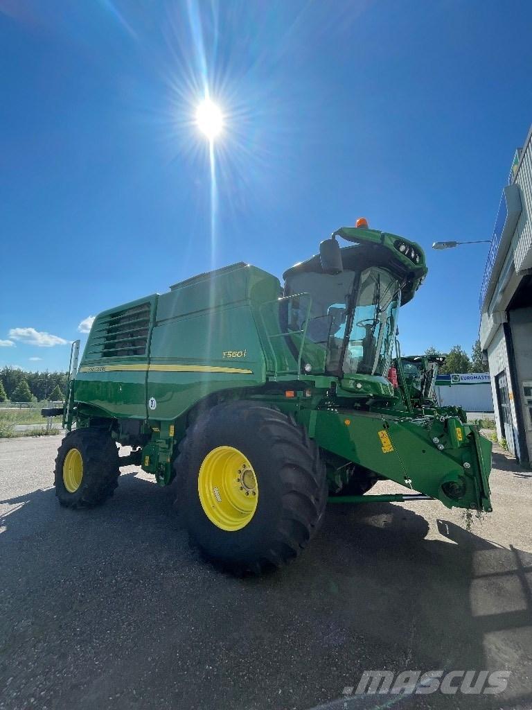 John Deere T 560 i Leikkuupuimurit