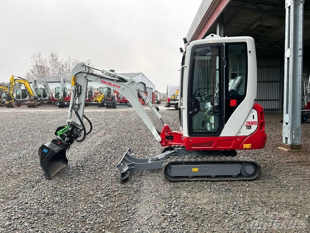 Takeuchi TB320 Minikaivukoneet < 7t