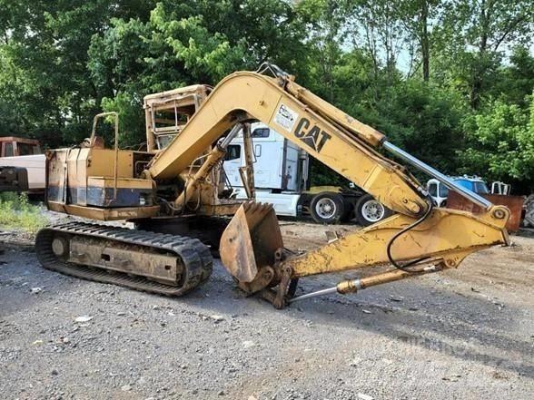 CAT E 70 B Telakaivukoneet