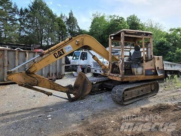 CAT E 70 B Telakaivukoneet