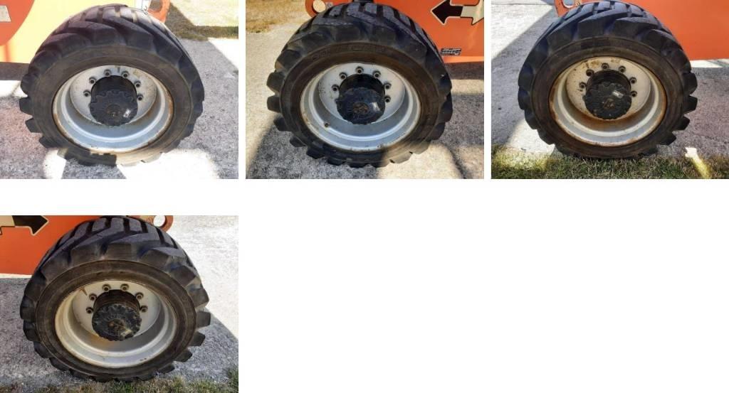JLG 860 SJ Teleskooppipuominostimet