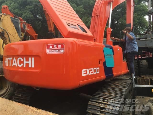 Hitachi EX 200 Telakaivukoneet
