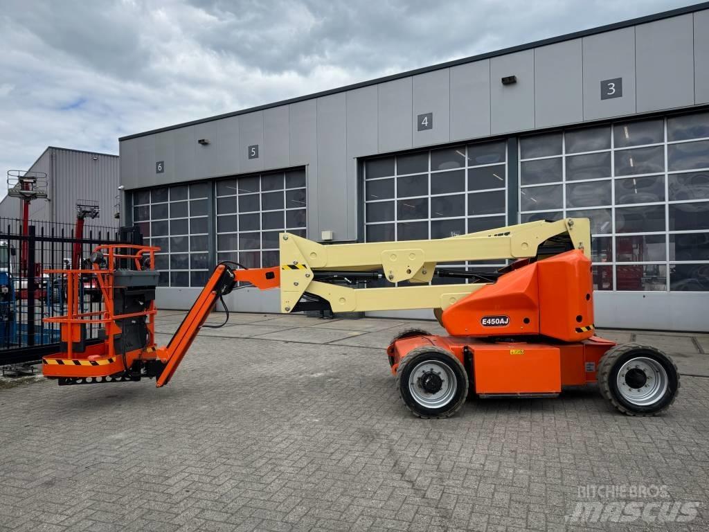 JLG E 450 AJ Kuukulkijat