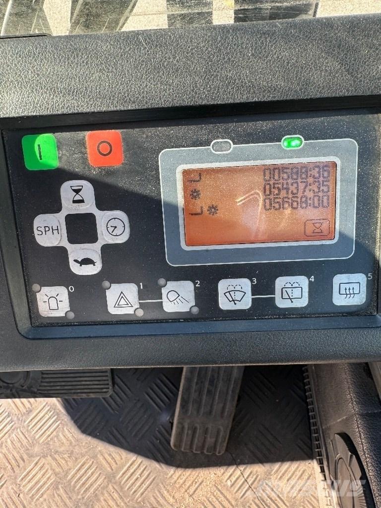 Toyota 8FBMT40 Sähkötrukit