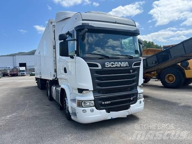 Scania R 520 Vetopöytäautot