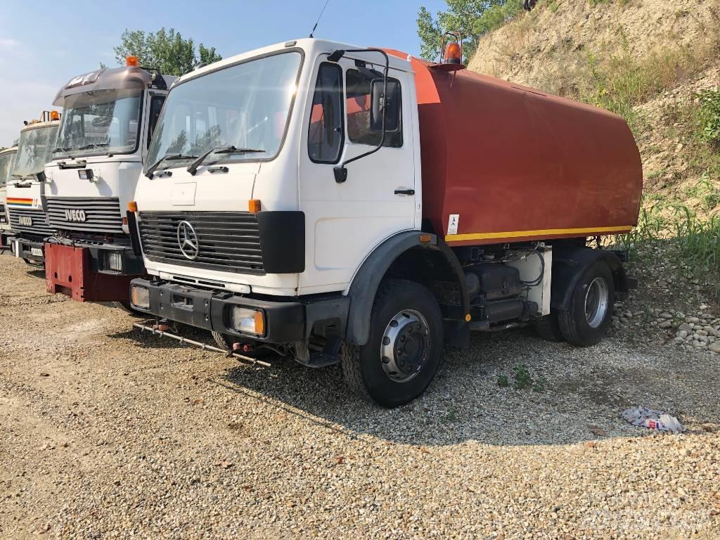 Mercedes-Benz 1414 Lakaisukoneet
