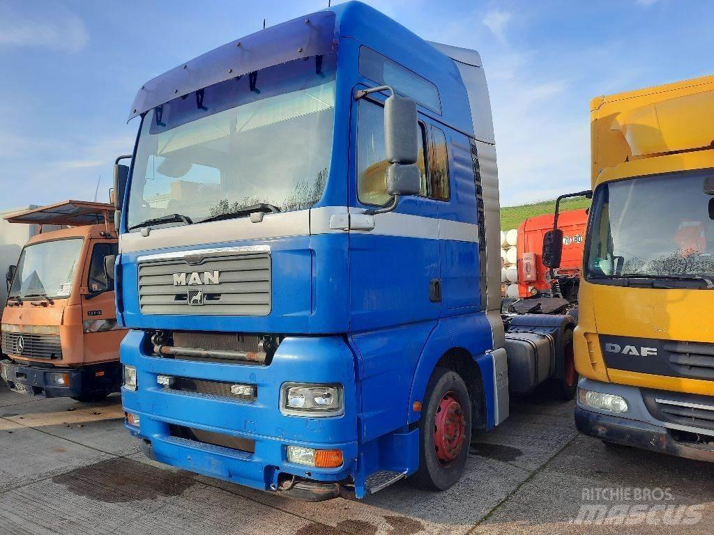 MAN TGA 18.480 Vetopöytäautot