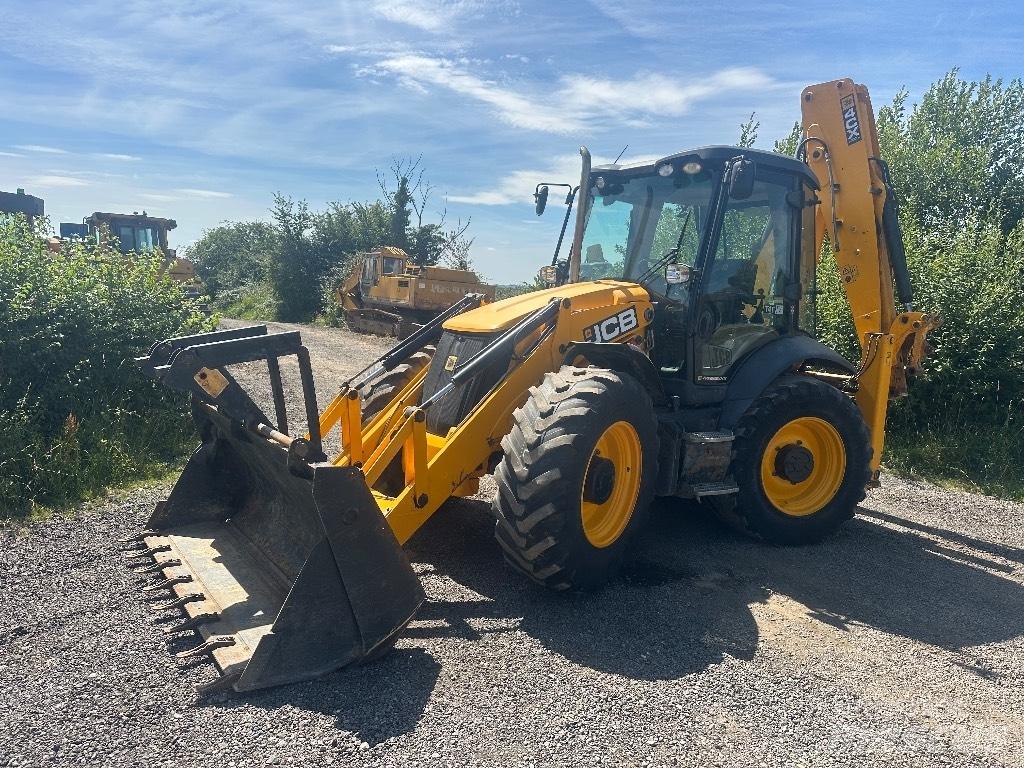 JCB 4 CX SM Kaivurikuormaajat