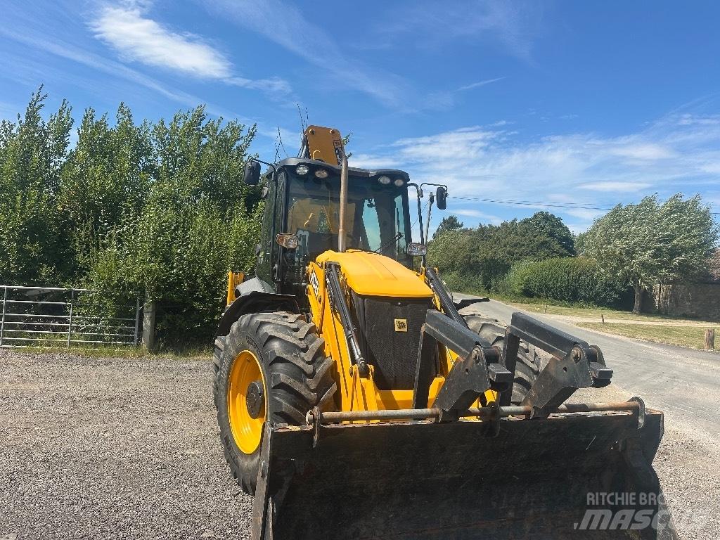 JCB 4 CX SM Kaivurikuormaajat
