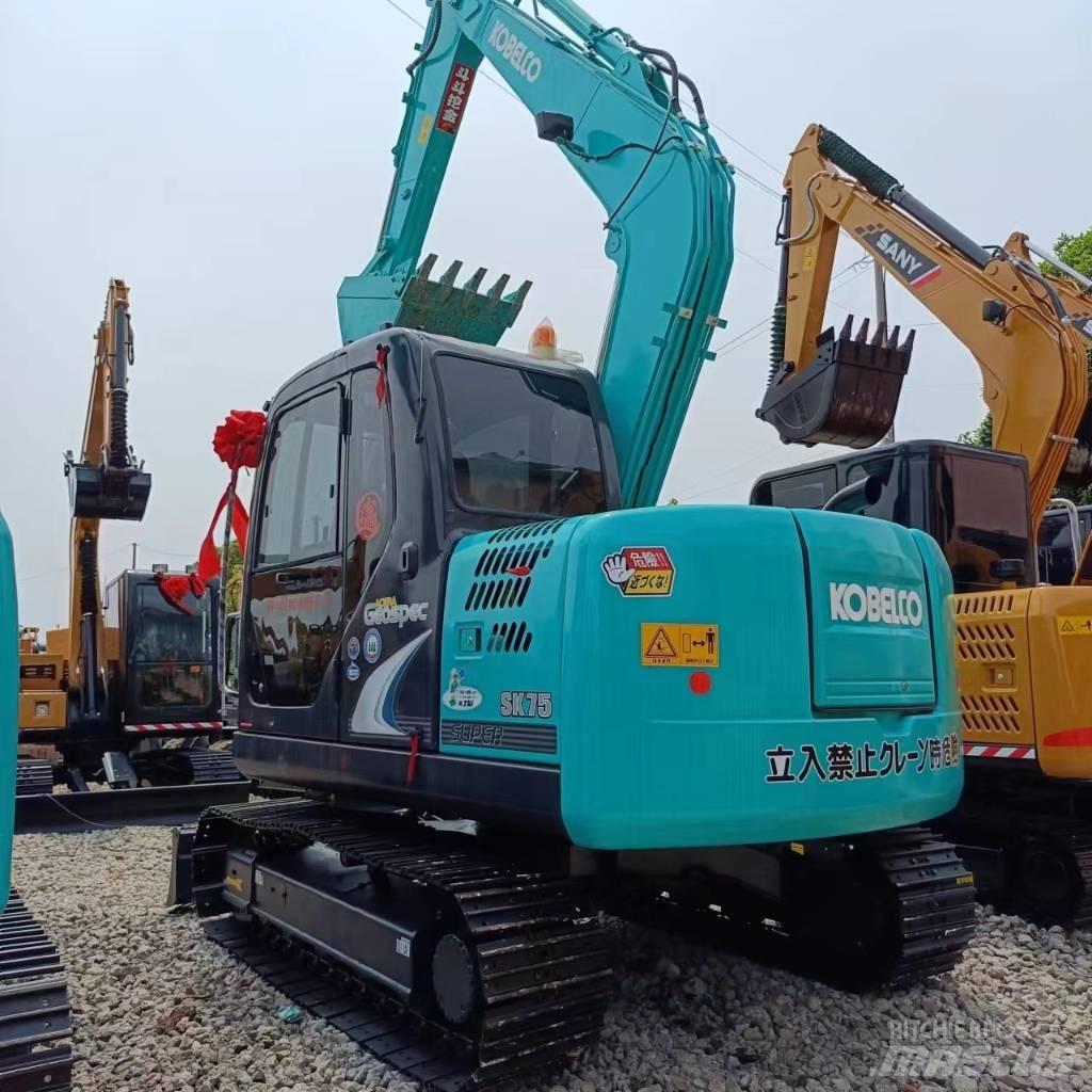 Kobelco SK 75 Telakaivukoneet