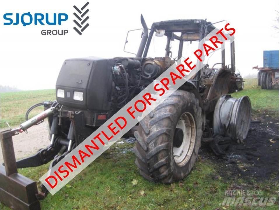 Valtra 8550 Traktorit