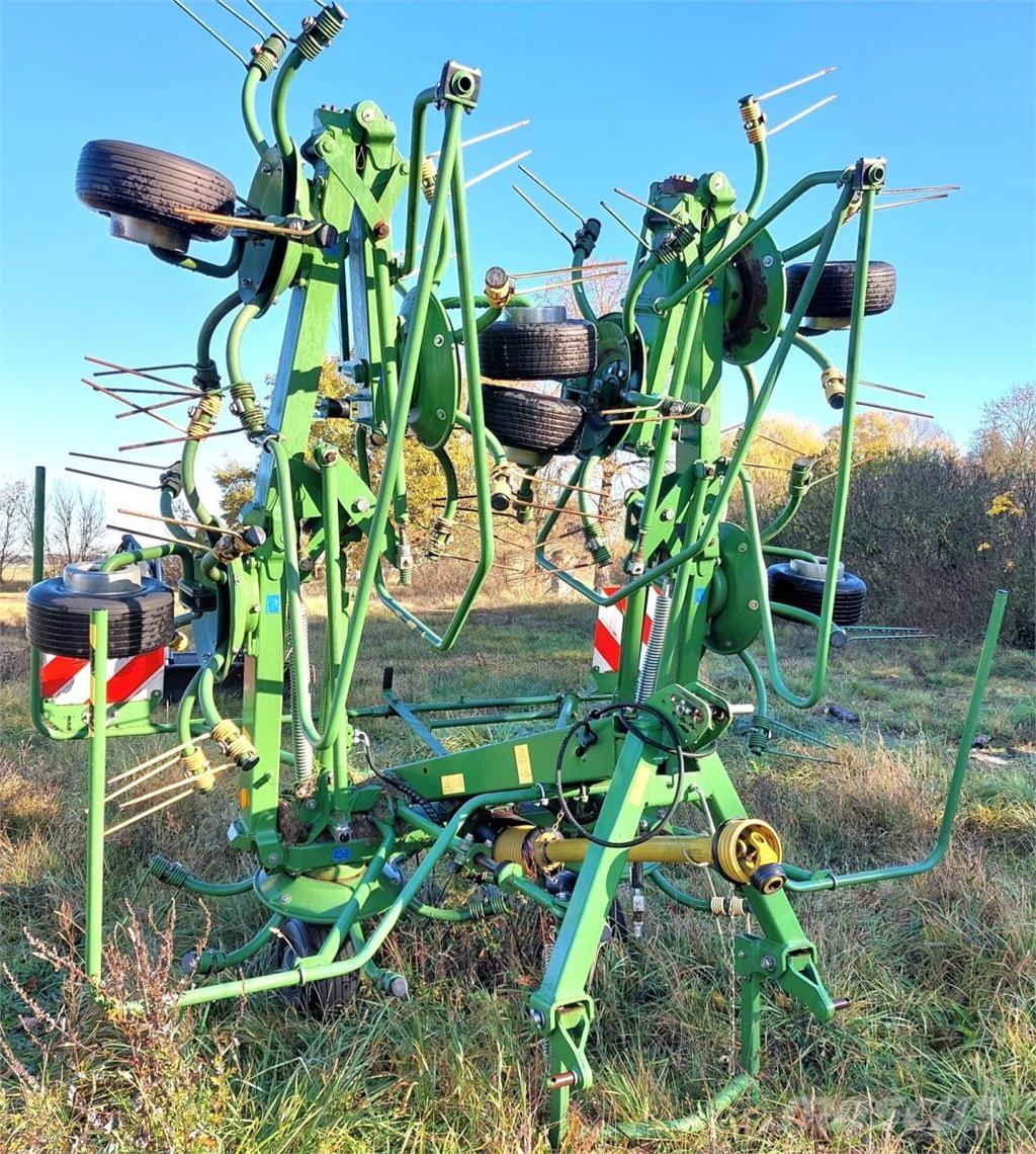 Krone KW 8.82/8 Pöyhimet ja haravat