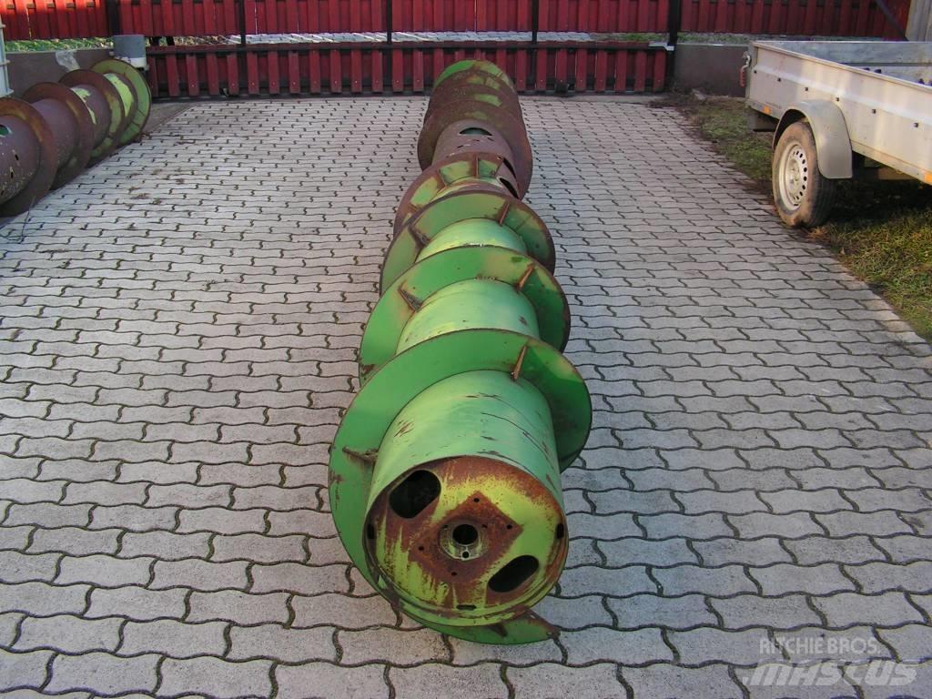 John Deere 818 Leikkuupöydät