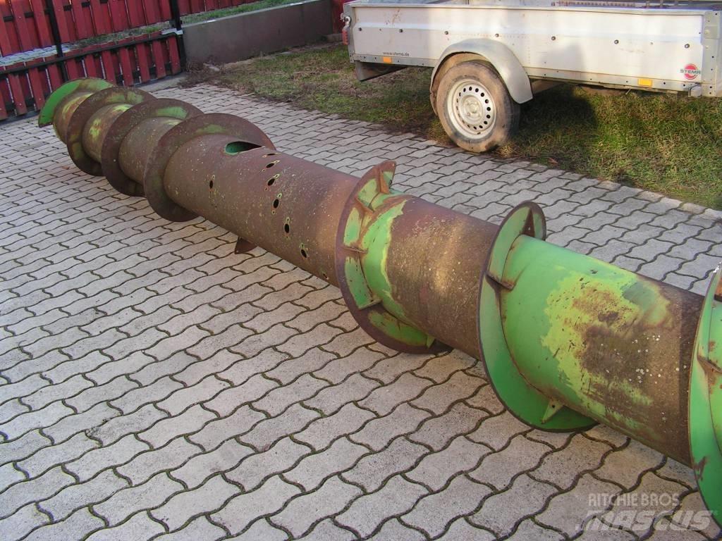 John Deere 818 Leikkuupöydät