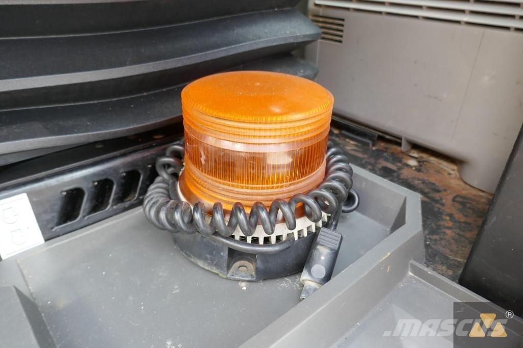 CAT 320 Telakaivukoneet