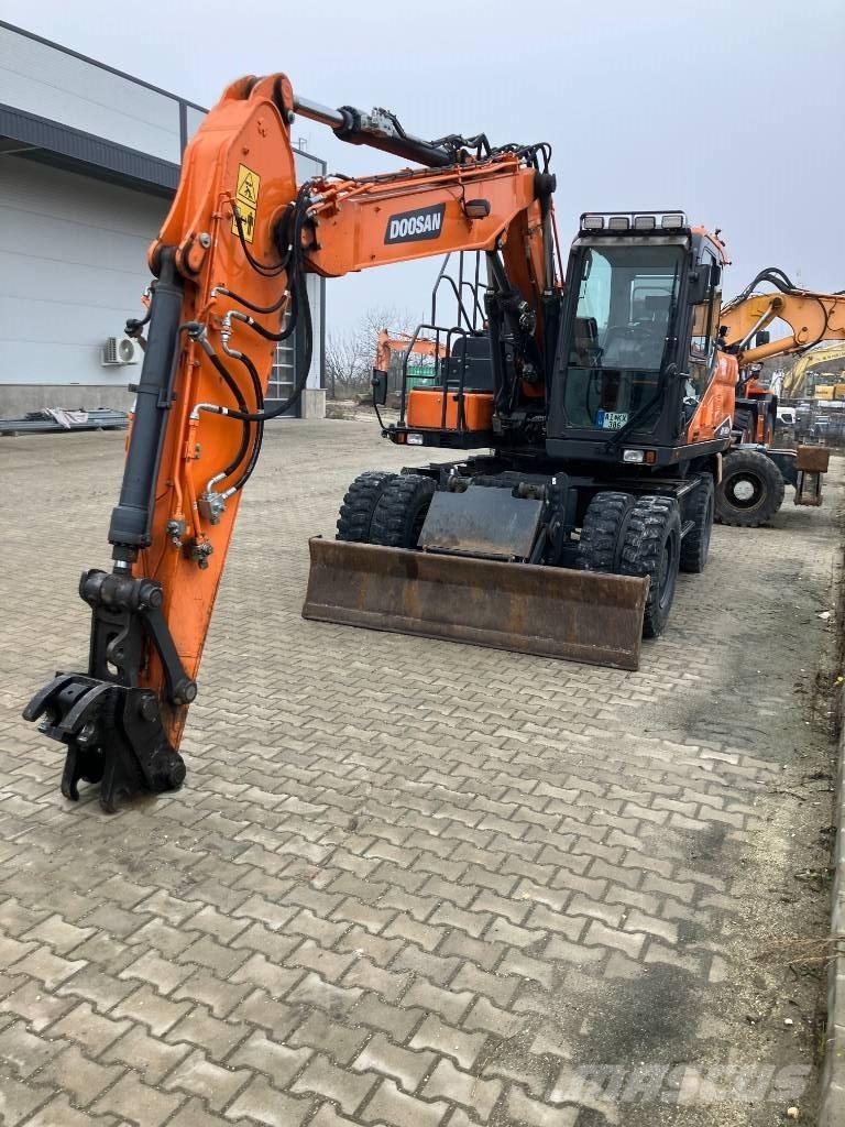 Doosan DX140W-7 Pyöräkaivukoneet