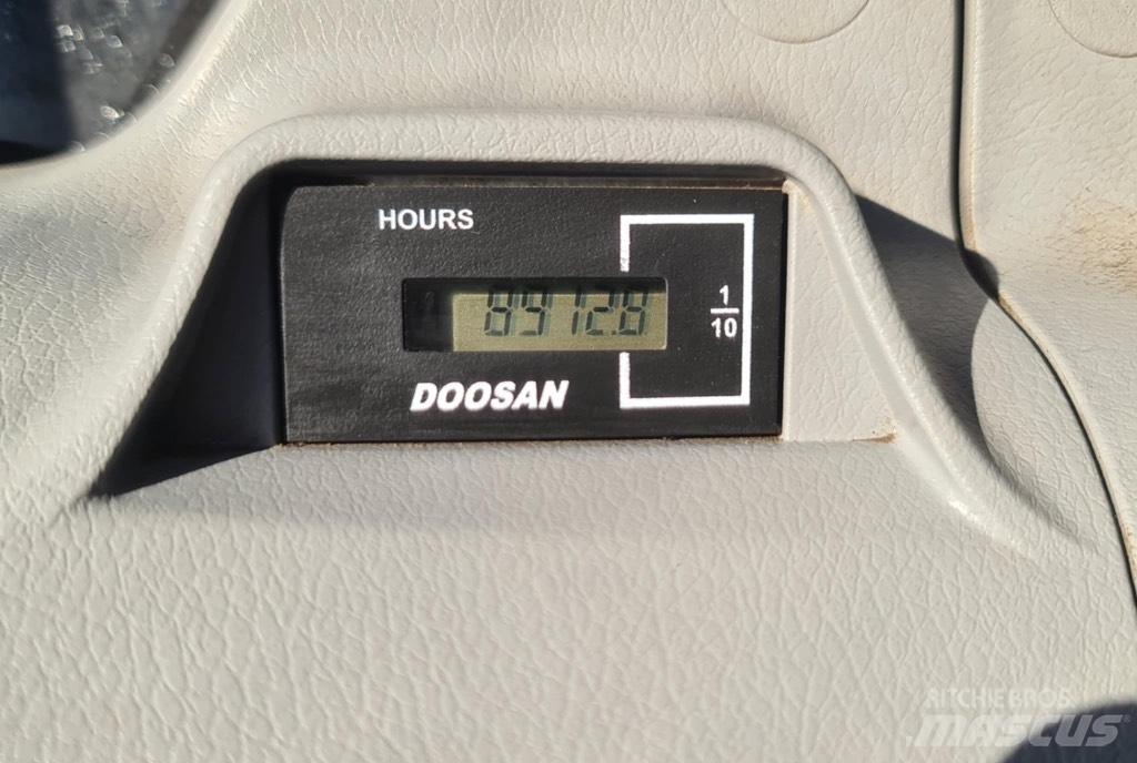 Doosan DX 300 lc 5 Telakaivukoneet