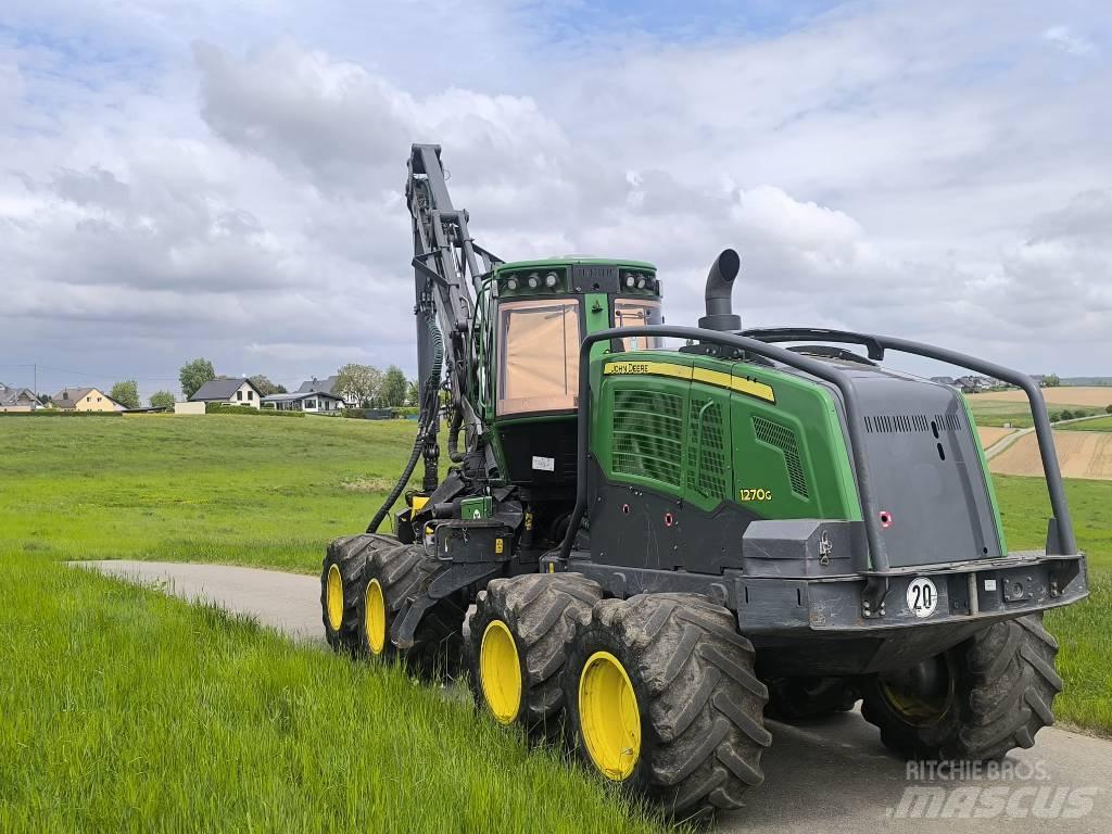 John Deere 1270 G Harvesterit