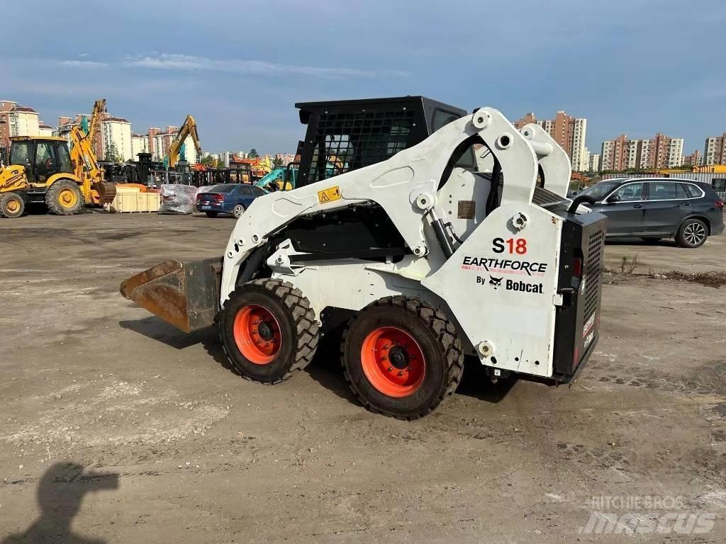 Bobcat S18 Liukuohjatut kuormaajat