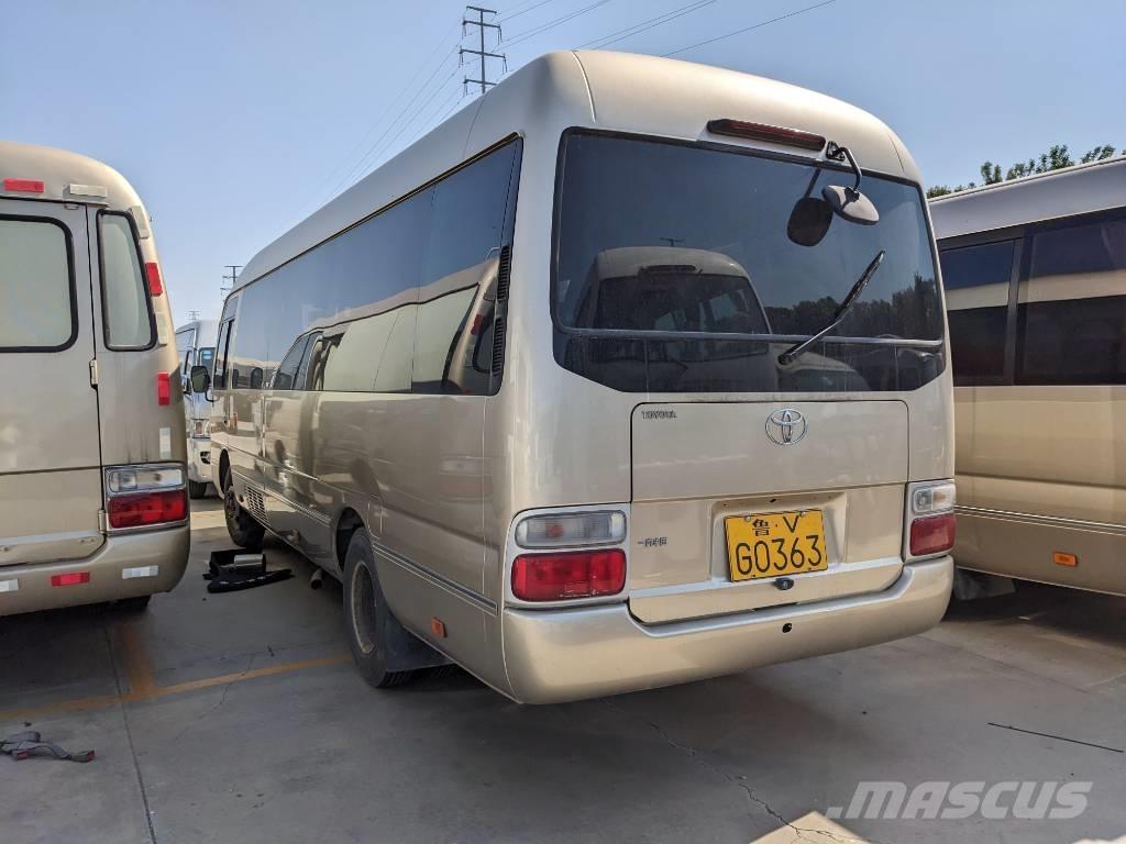 Toyota Coaster Bus Minibussit