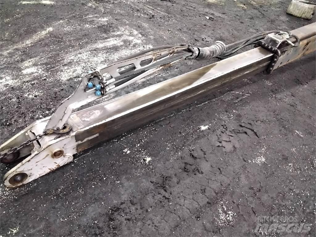 Valmet CRF14 Kuormatraktorinosturit