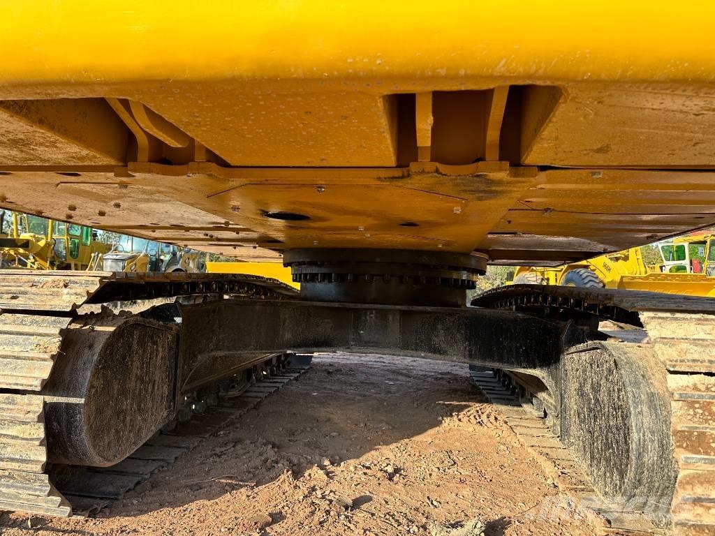 CAT 320 D L Telakaivukoneet
