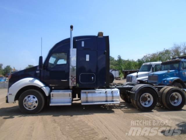 Kenworth T 880 Vetopöytäautot