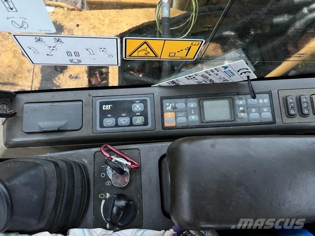 CAT 307 C Midikaivukoneet 7t - 12t