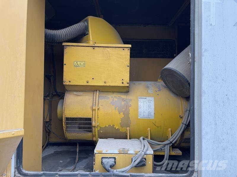 CAT C 18 - 700 Dieselgeneraattorit