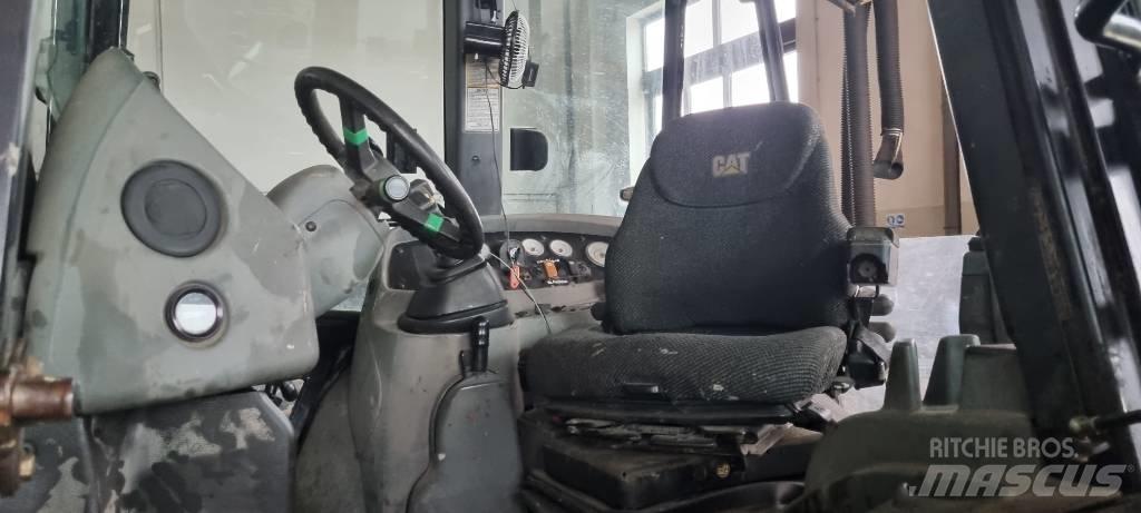 CAT 432 D Kaivurikuormaajat