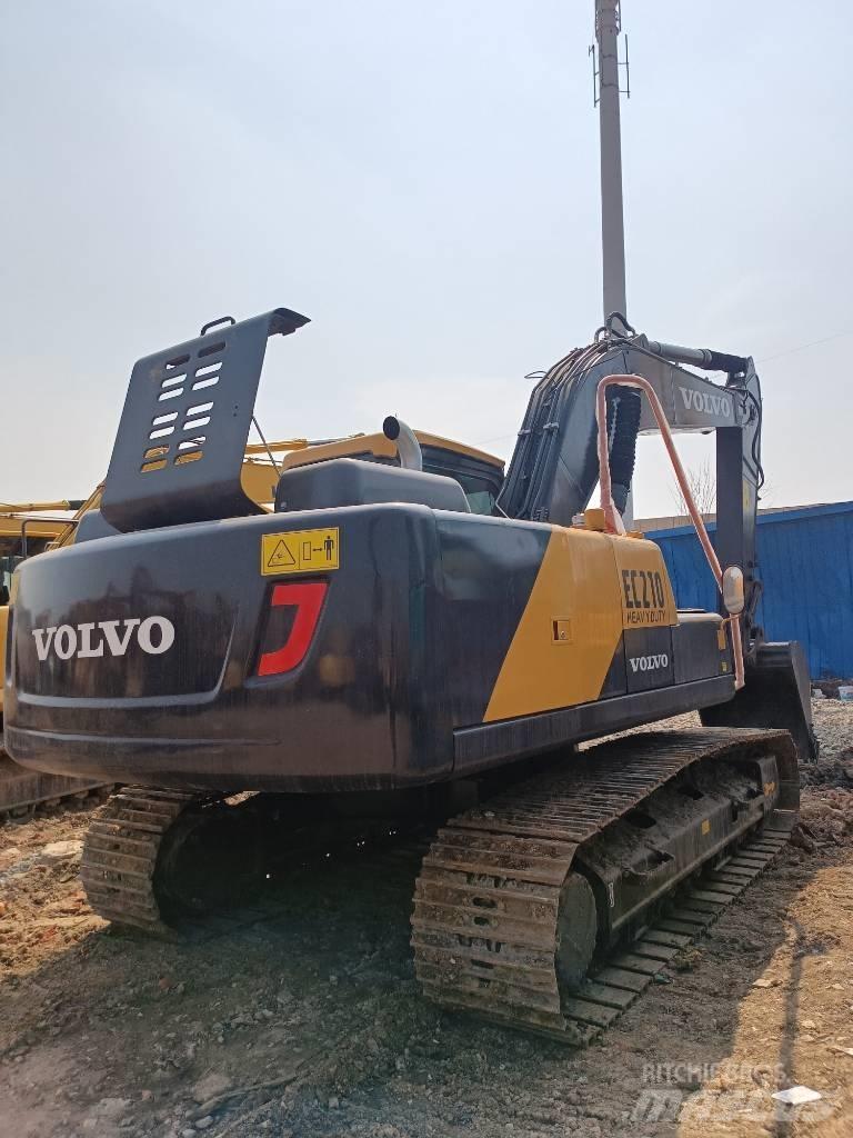 Volvo EC 210 Midikaivukoneet 7t - 12t