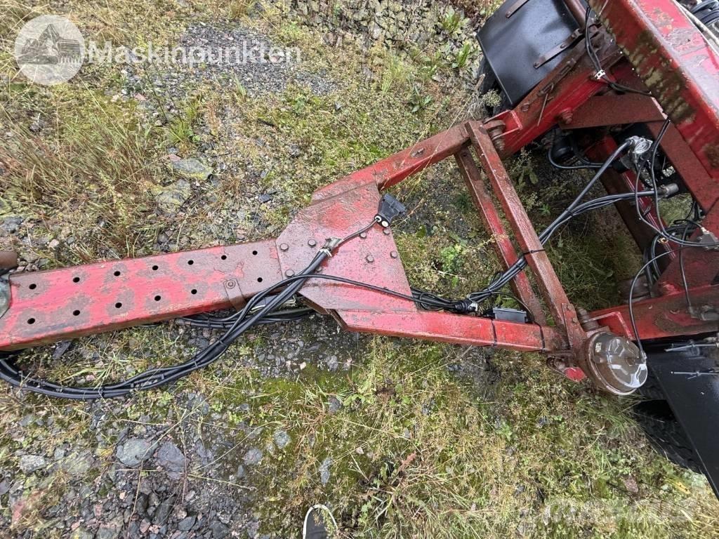 Roadex LVS 38 Vaihtolavaperävaunut