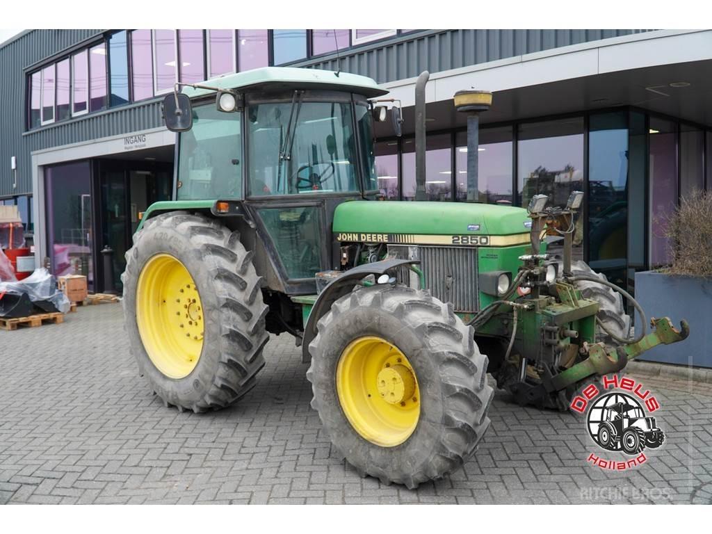 John Deere 2850 Traktorit