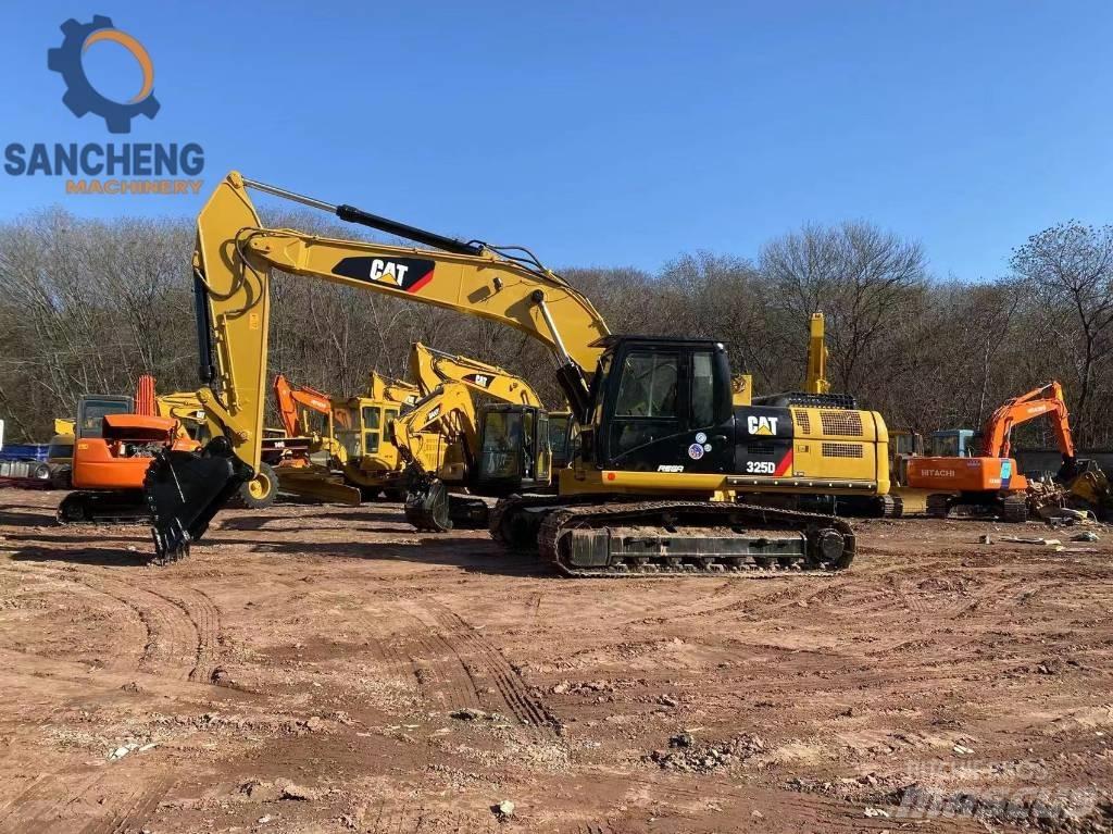 CAT 325 D Telakaivukoneet