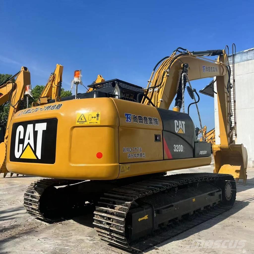 CAT 320d2 Midikaivukoneet 7t - 12t