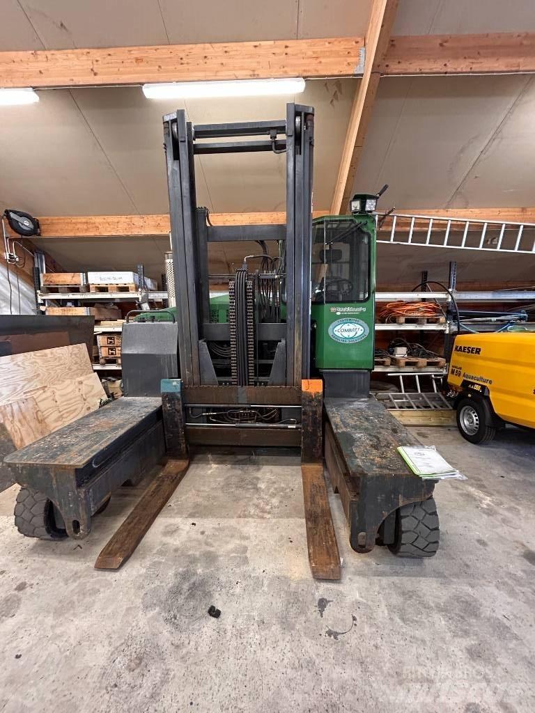 Combilift C 7000 Nelitietrukit