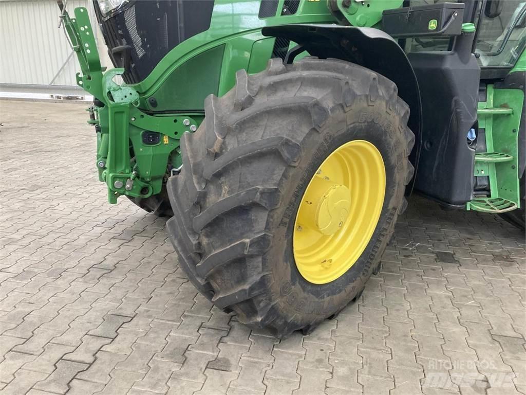 John Deere 6R 155 Traktorit