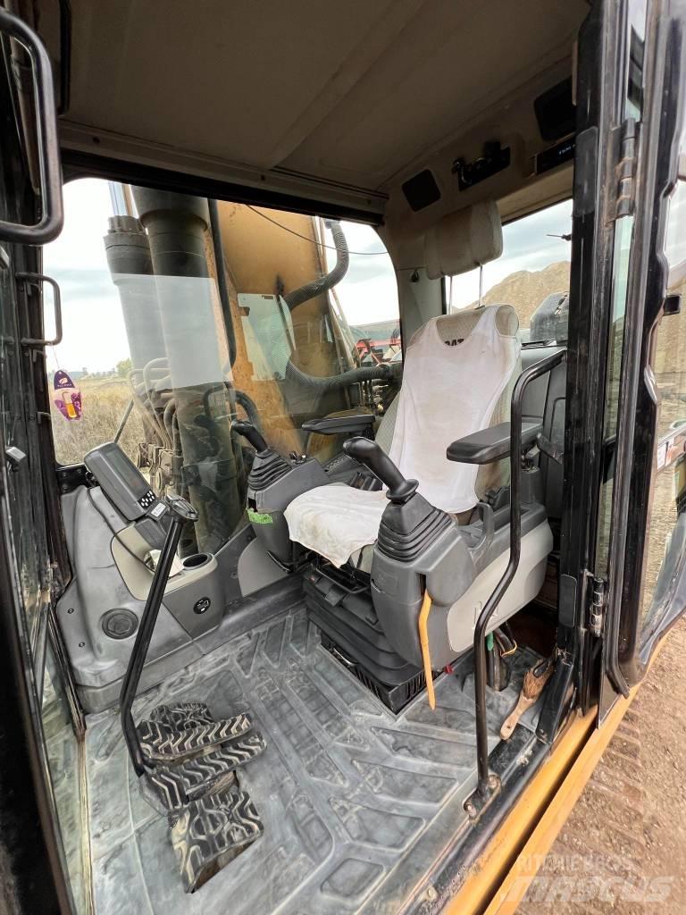 CAT 336 D Telakaivukoneet