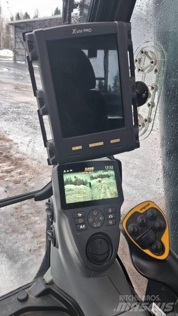 CASE CX300D Telakaivukoneet