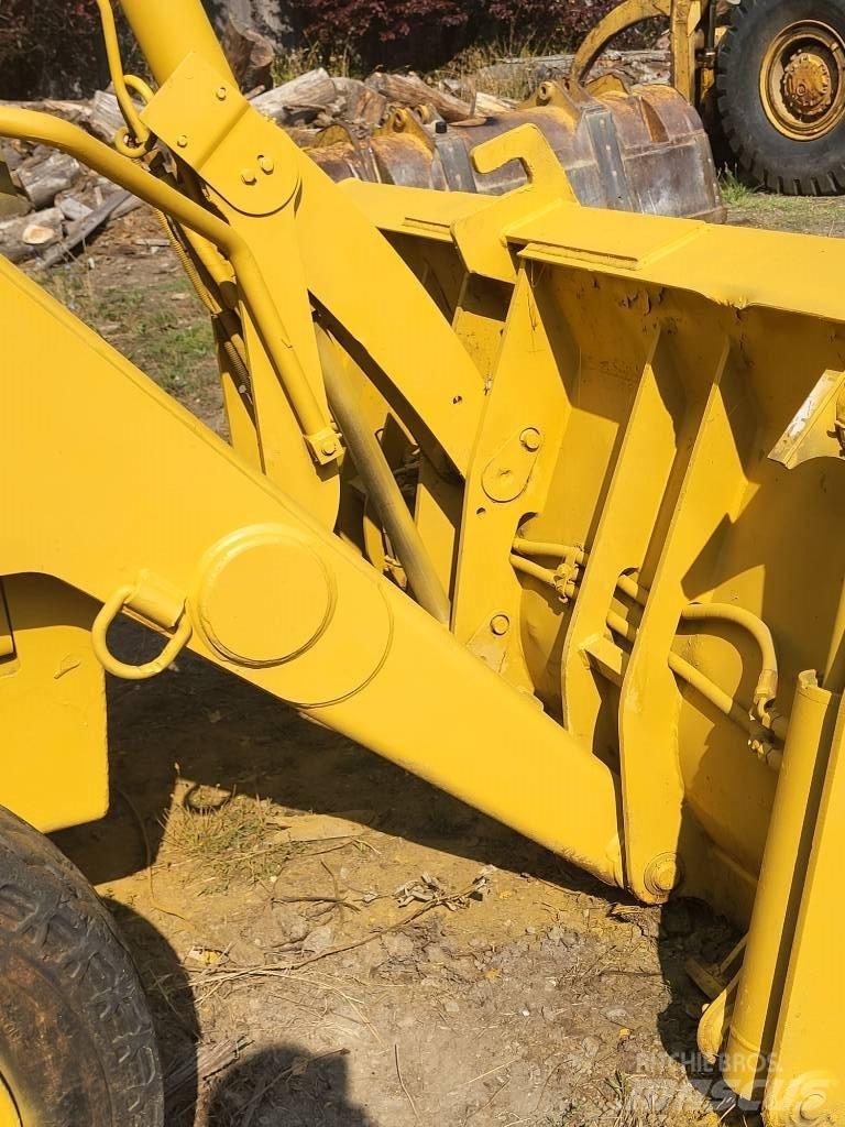 CAT 426B Kaivurikuormaajat