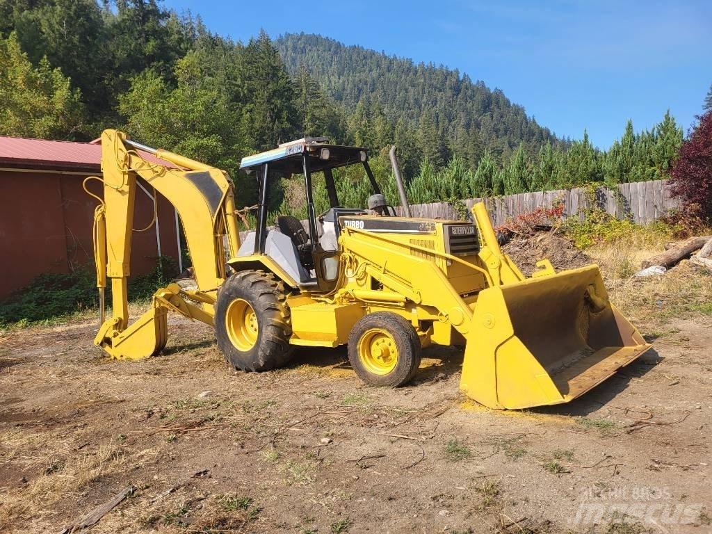 CAT 426B Kaivurikuormaajat