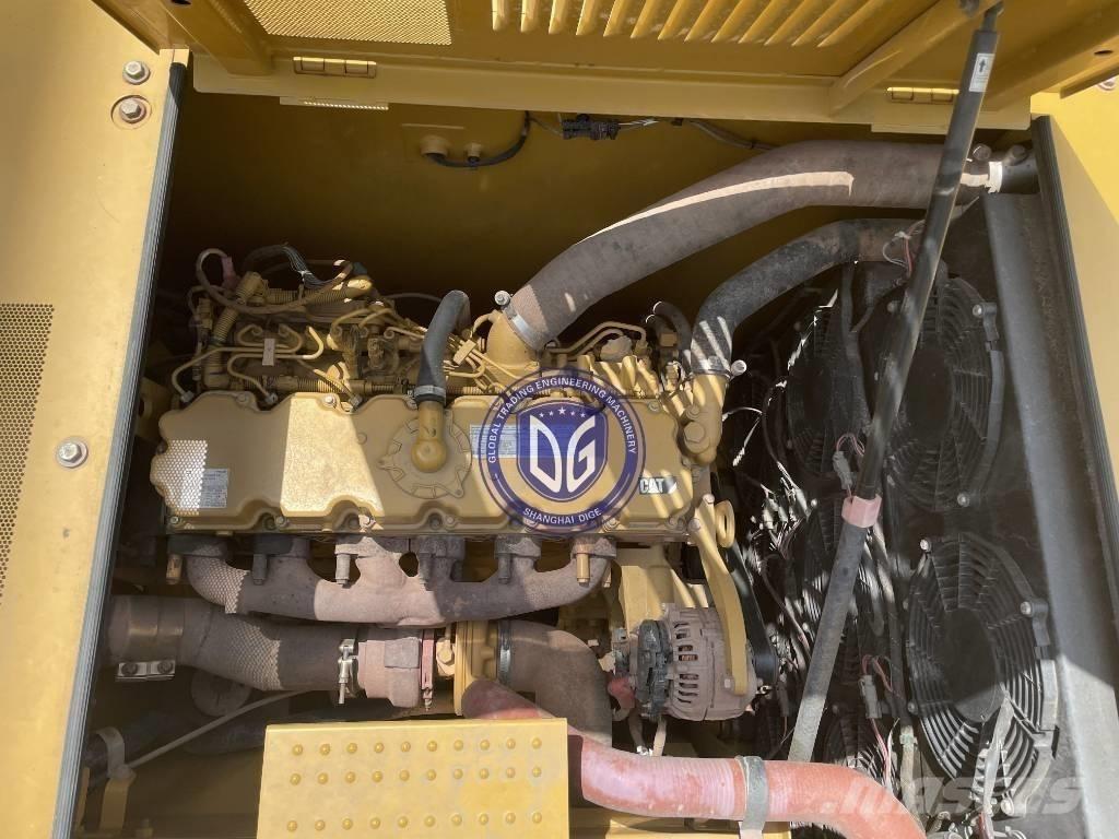 CAT 330 Midikaivukoneet 7t - 12t