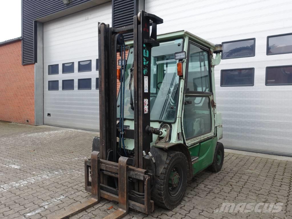 Mitsubishi FD 25 T Dieseltrukit