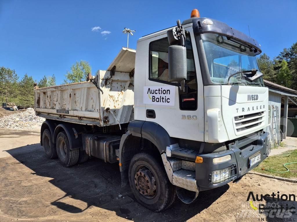 Iveco AD 260T Sora- ja kippiautot