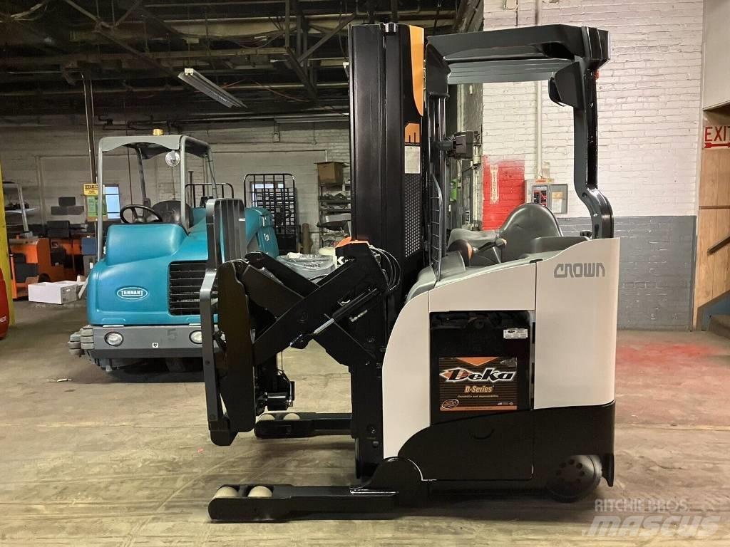Crown RM6025-45 Työntömastotrukit