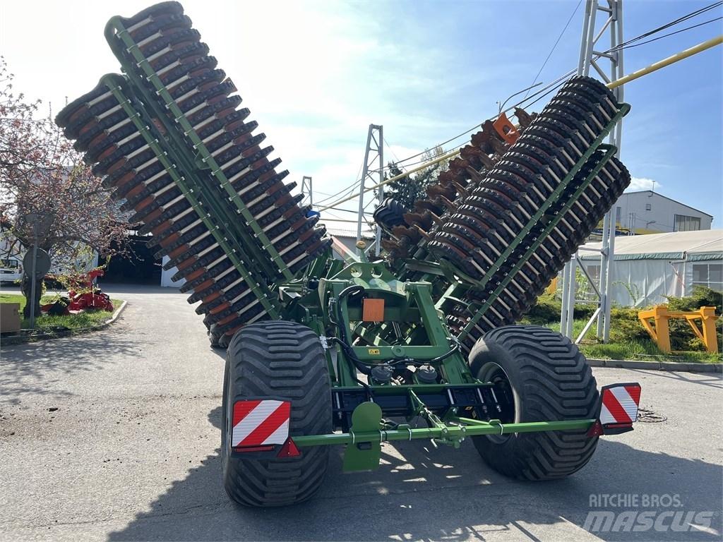 Amazone Catros+ Kiekkomultaimet ja lautasäkeet