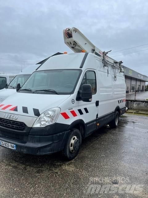 VERSALIFT ET 38 LF Kuukulkijat