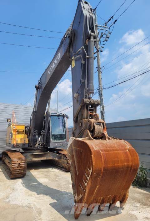 Volvo EC 300 EL Telakaivukoneet