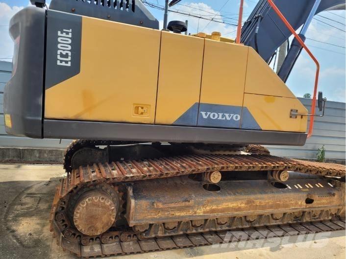Volvo EC 300 EL Telakaivukoneet