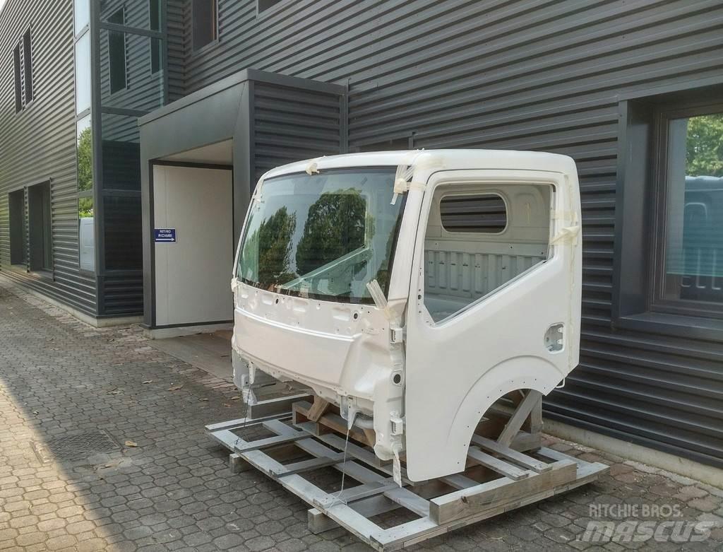Renault Maxity Ohjaamot ja sisustat
